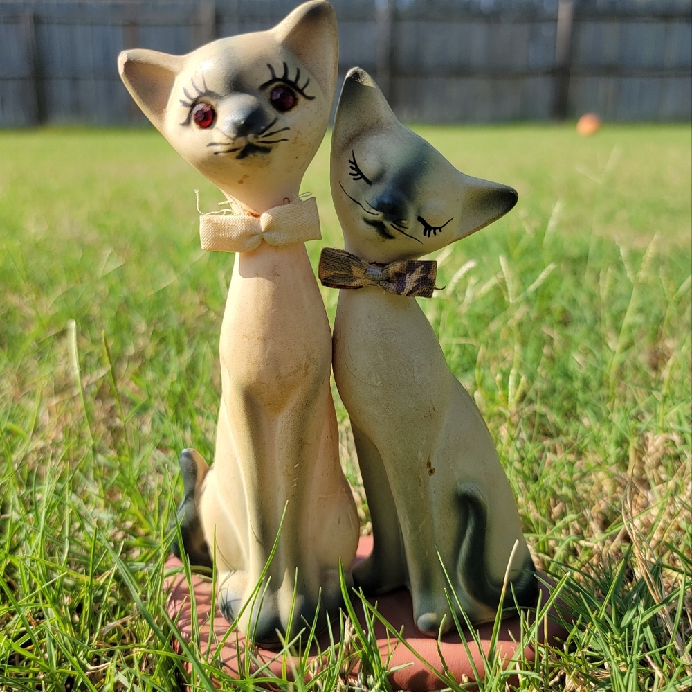 50s Vintage Cat Figurines Siamese w/ Jewl Eyes